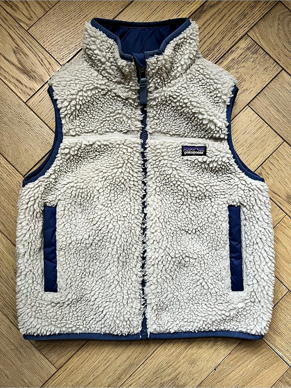 Patagonia Reversible Fleece Puffer Vest in Blue & Cream 4/5T